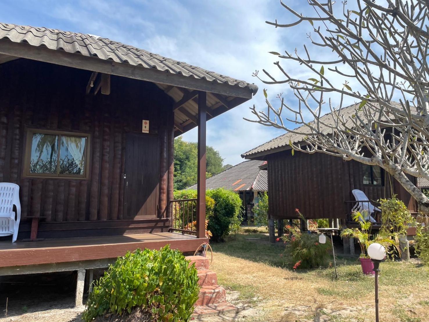 Happy Days Resort Koh Mak Exterior photo