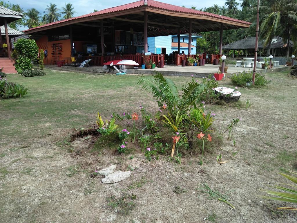 Happy Days Resort Koh Mak Exterior photo
